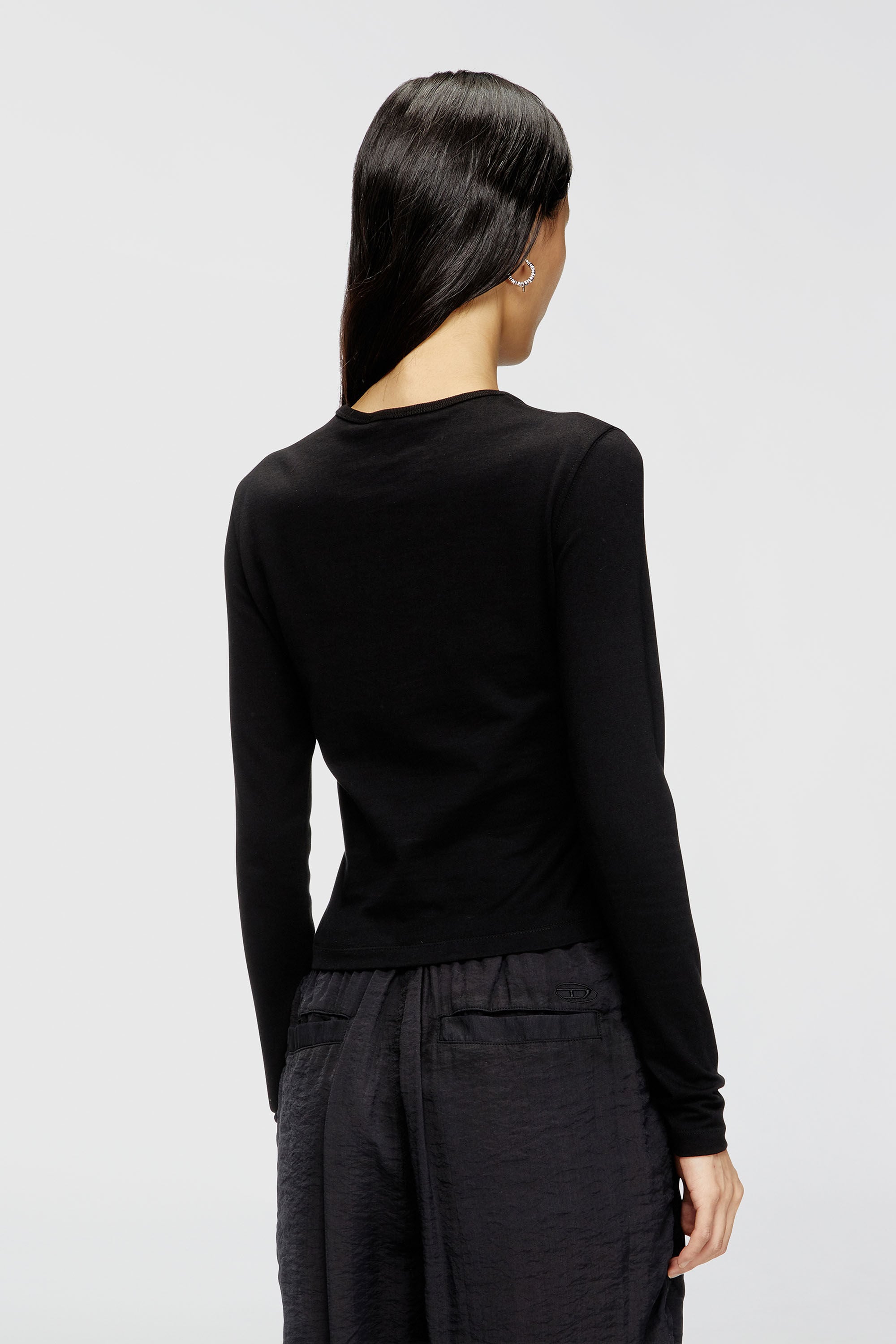 Diesel - T-UNCUTIE-LONG-LS-OD, Woman's Long-sleeve top with Oval D cut-out in Black - 4