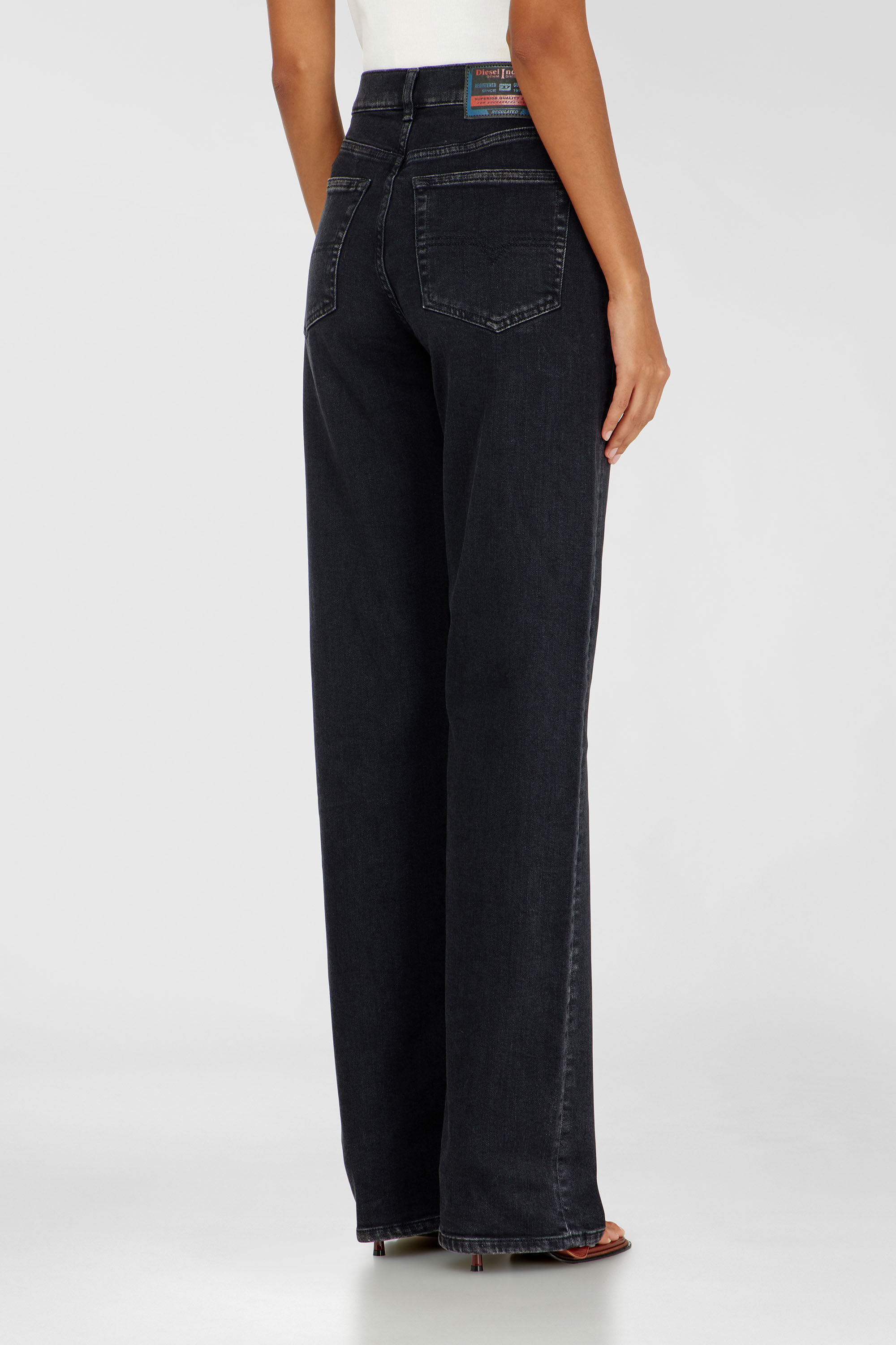 Diesel - Woman's Regular Jeans 1971 D-Sent 09N89, Black/Dark grey - 5