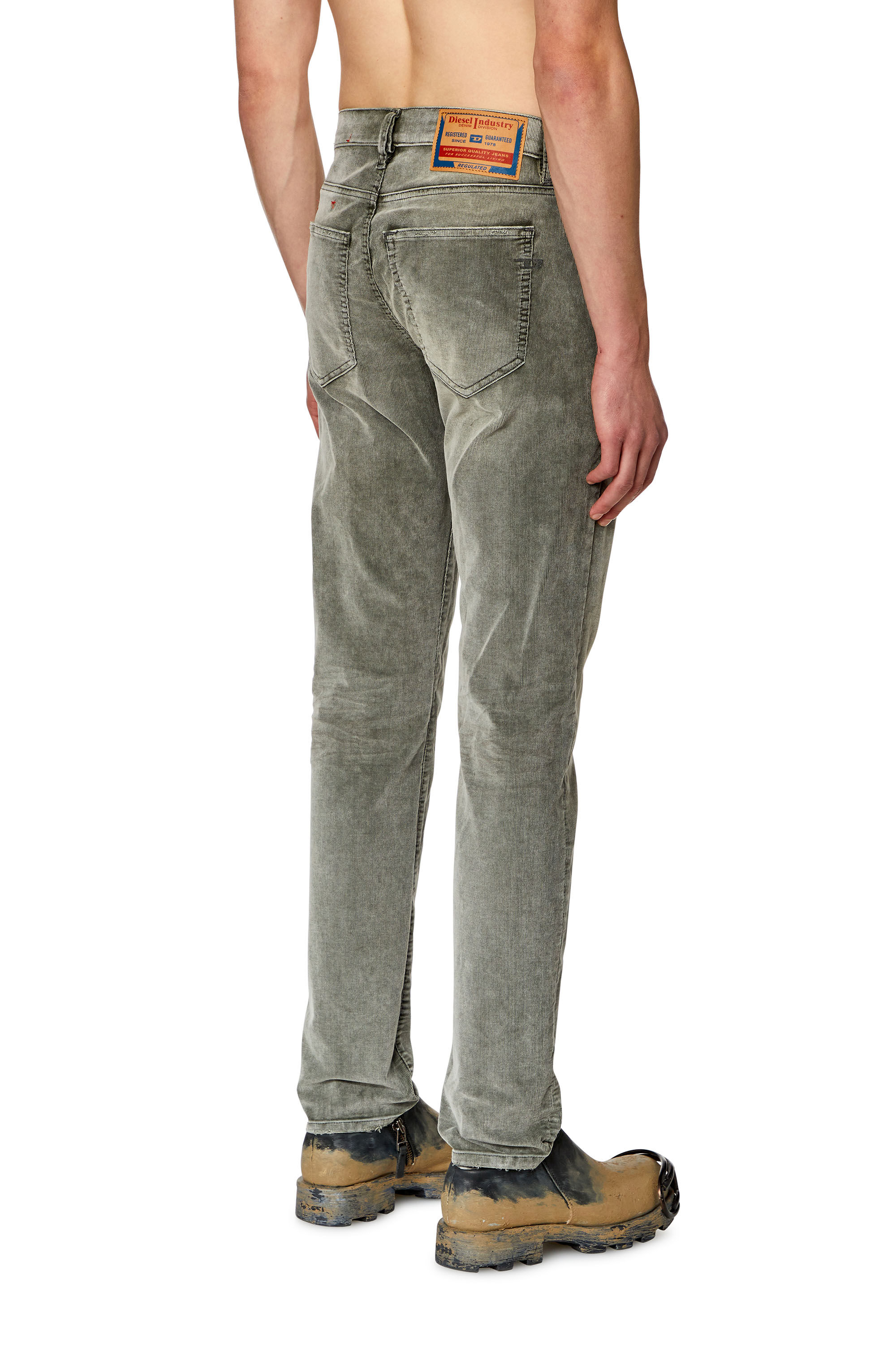 Diesel - Man Slim Jeans 2019 D-Strukt 068JF, Green - Image 4