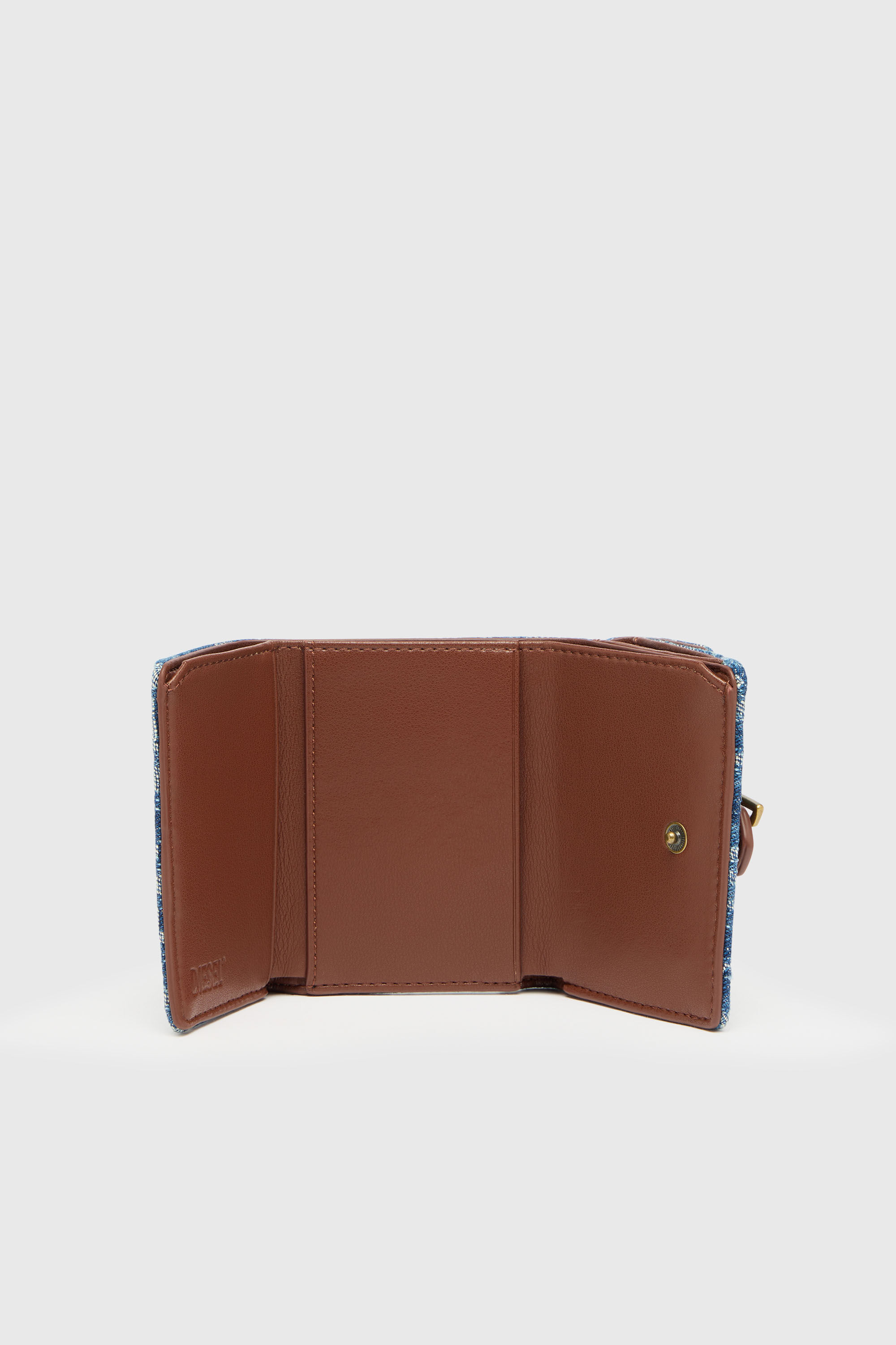 Diesel - D-LINE TRI FOLD COIN XS II, Woman's Tri-fold wallet in monogram denim with belt detail in Blue - 3