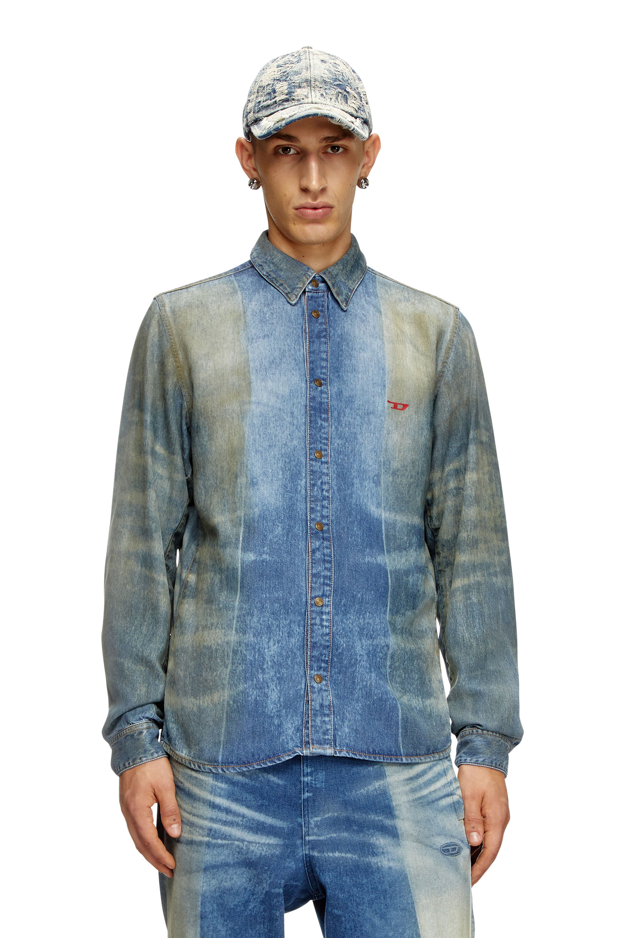 Diesel - D-FITTY-FSF, Man's Denim shirt with solarised folds in Medium blue - 3