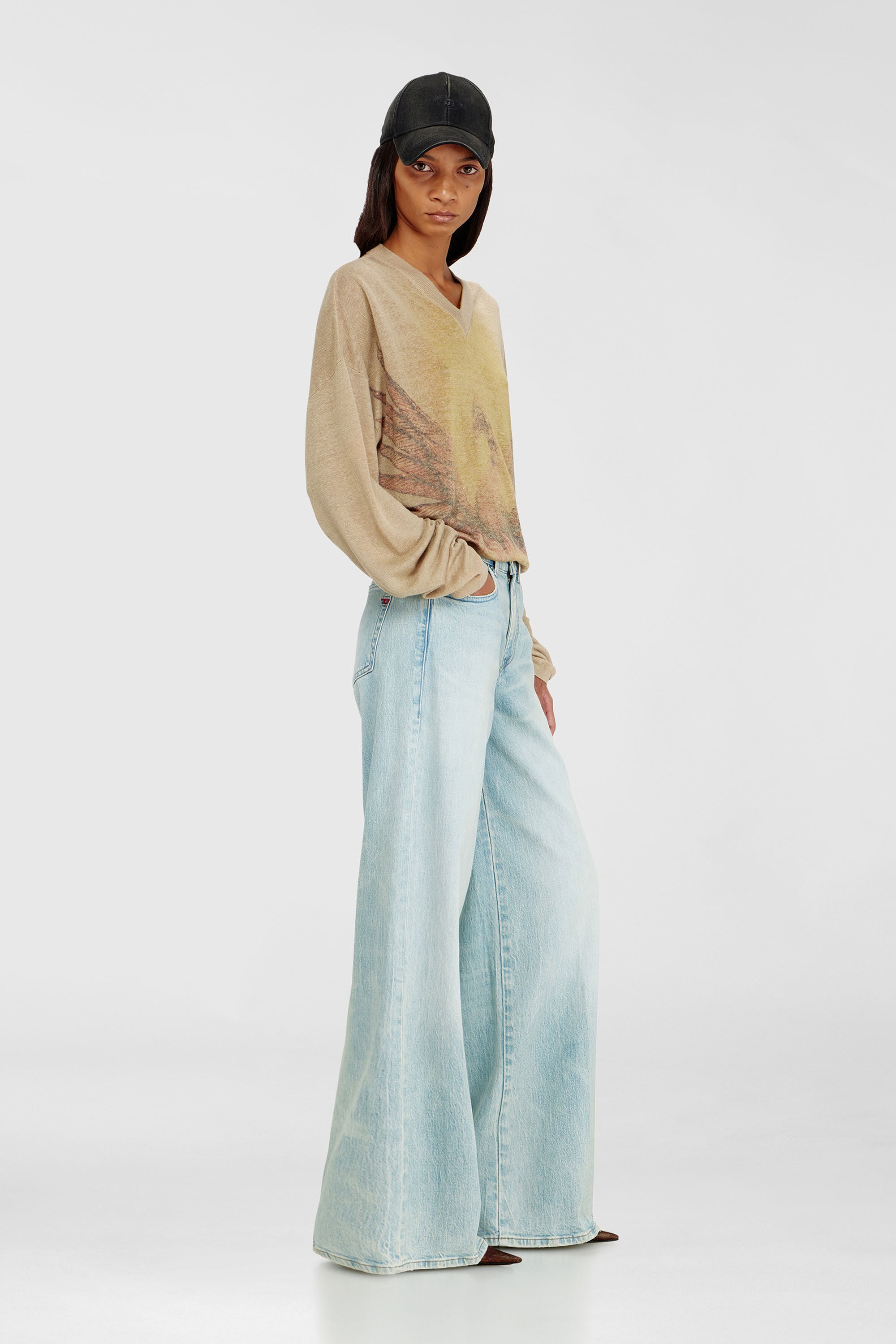 Diesel - Woman's Flare Jeans 1978 D-Akemi 0KBBX, Light Blue - 2