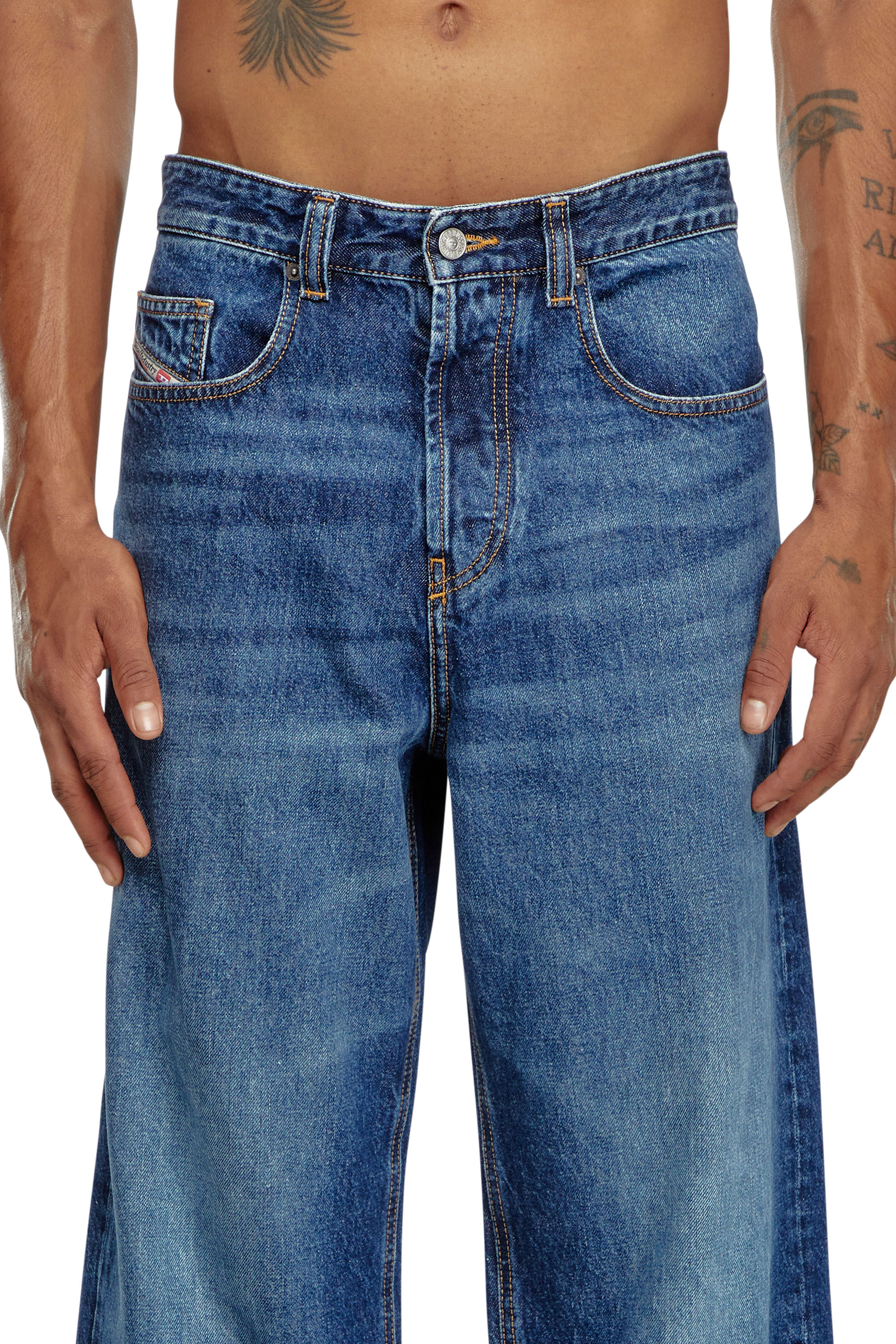 Relaxed Jeans 2001 D-Macro 09I27, Medium blue Diesel - Man's Relaxed Jeans 2001 D-Macro 09I27, Medium blue - 5