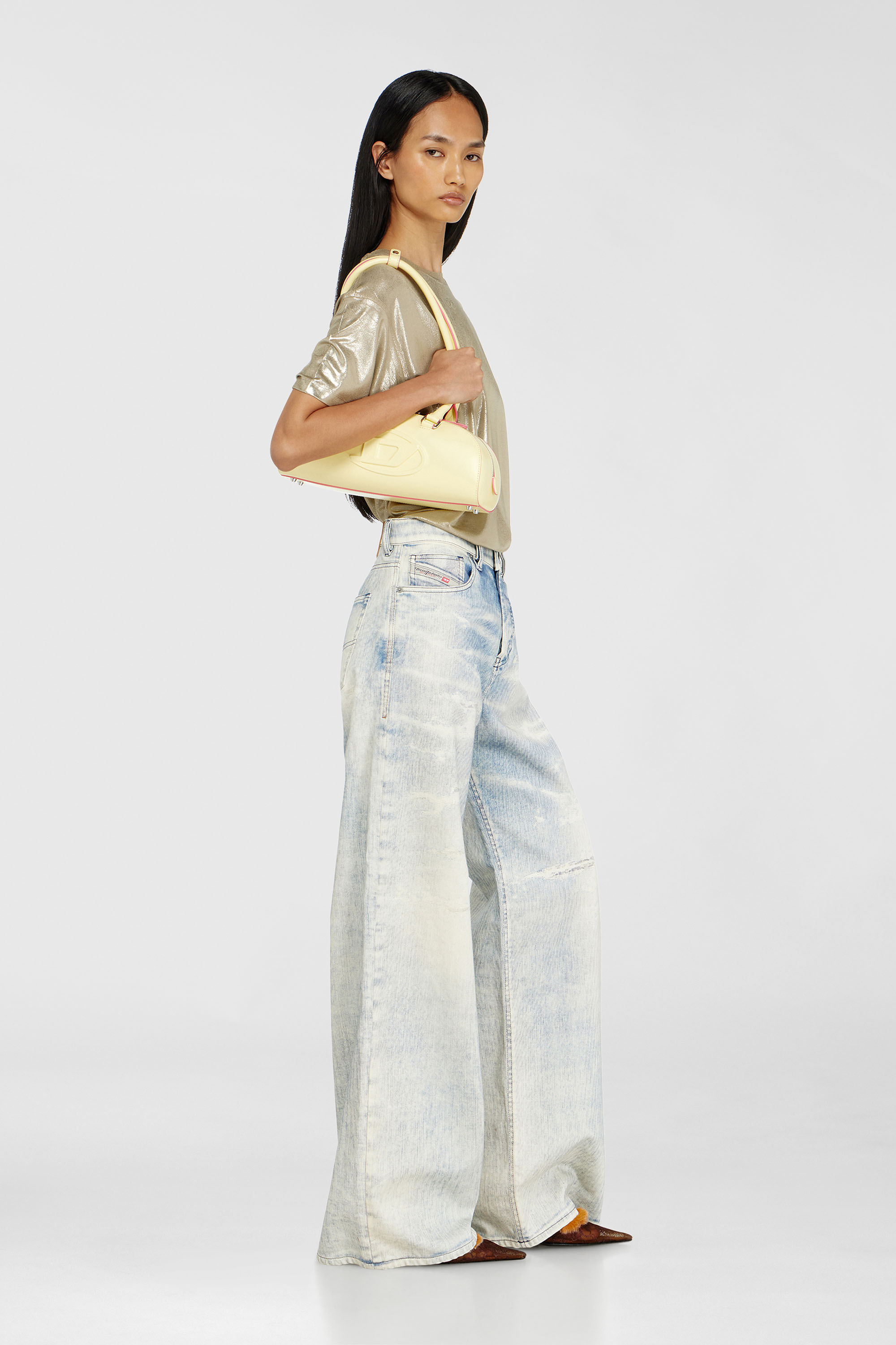 Diesel - Woman's Relaxed Jeans 1996 D-Sire 09R69, Light Blue - 2