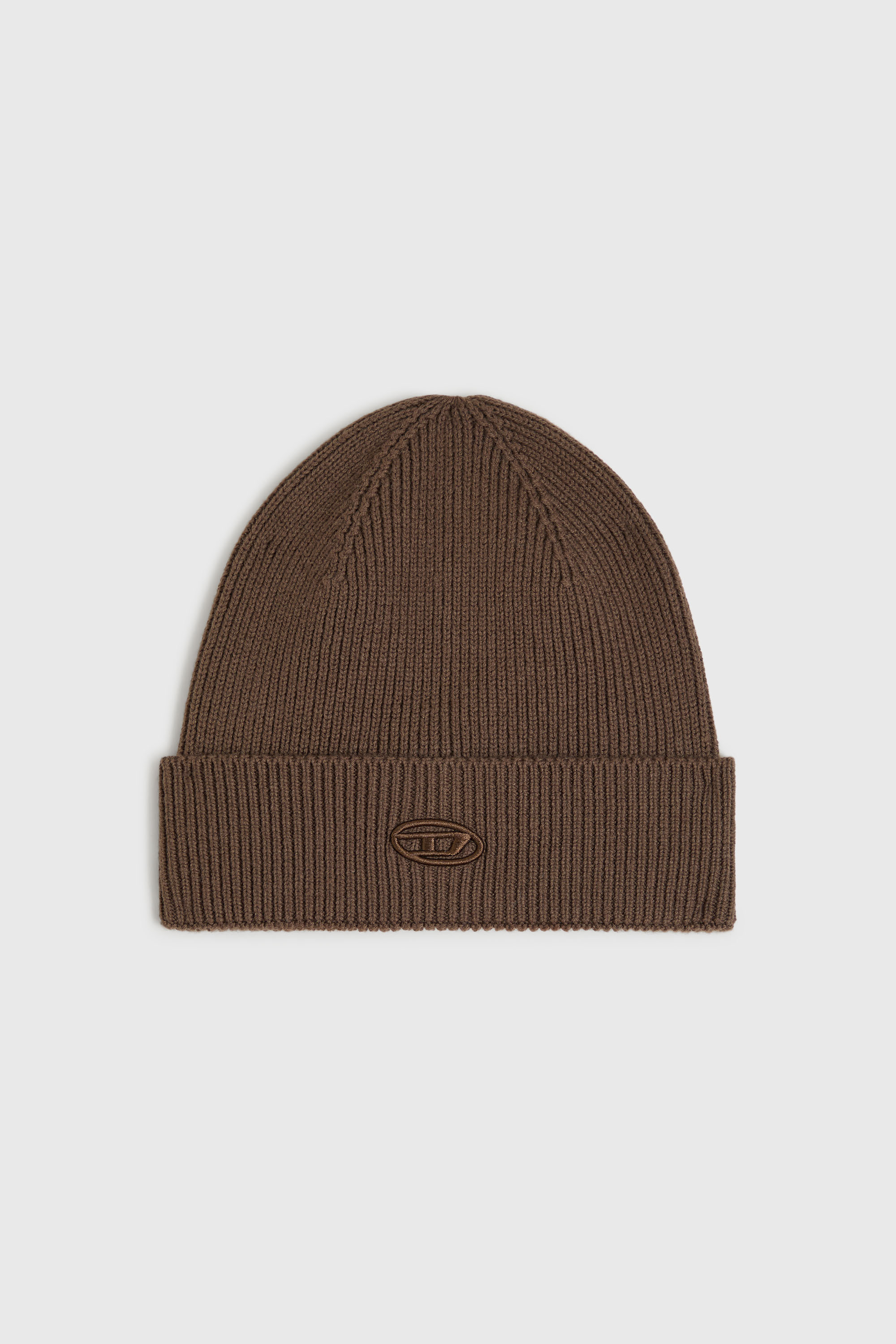 Ribbed beanie with D embroidery