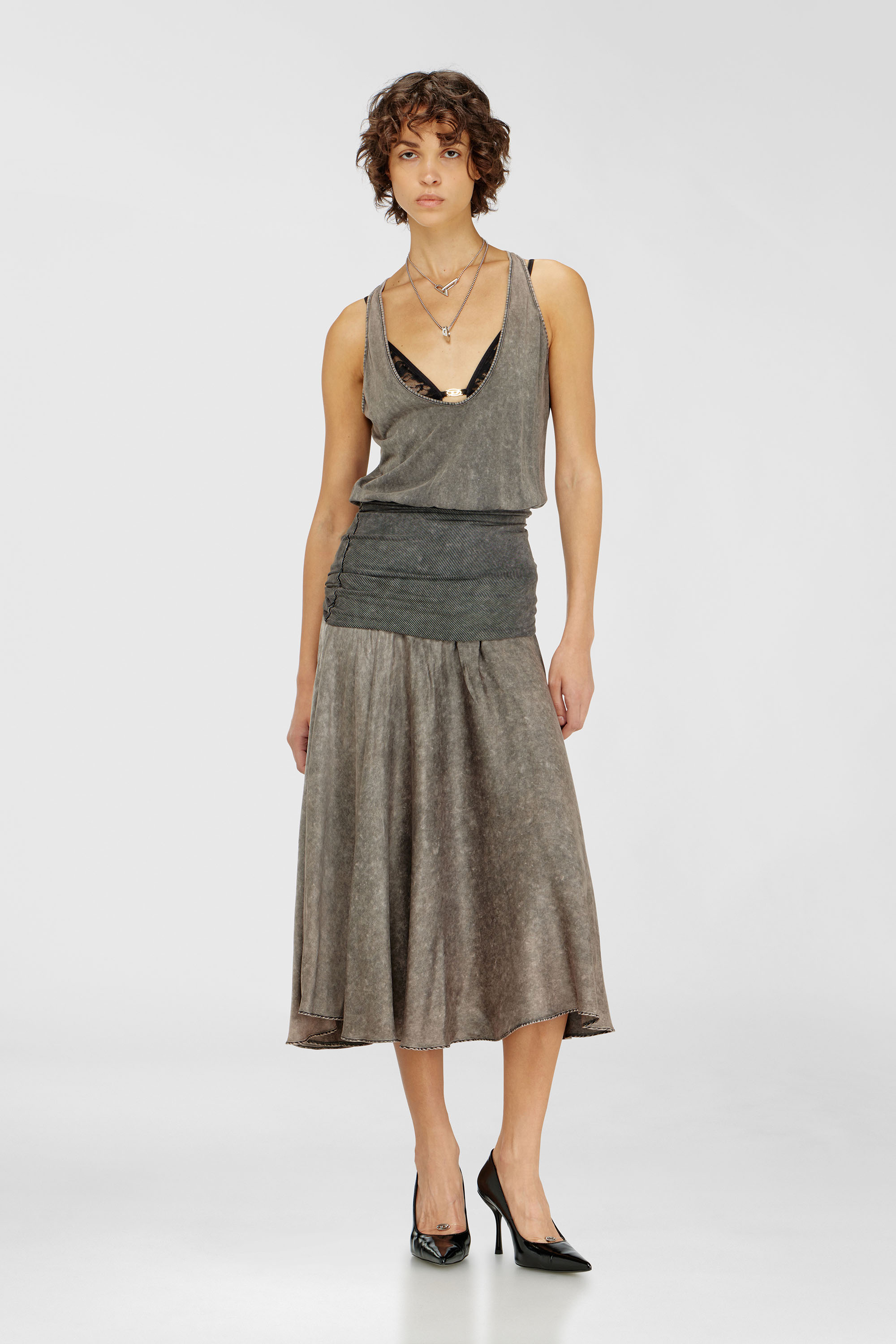 D-SYA, Dark grey