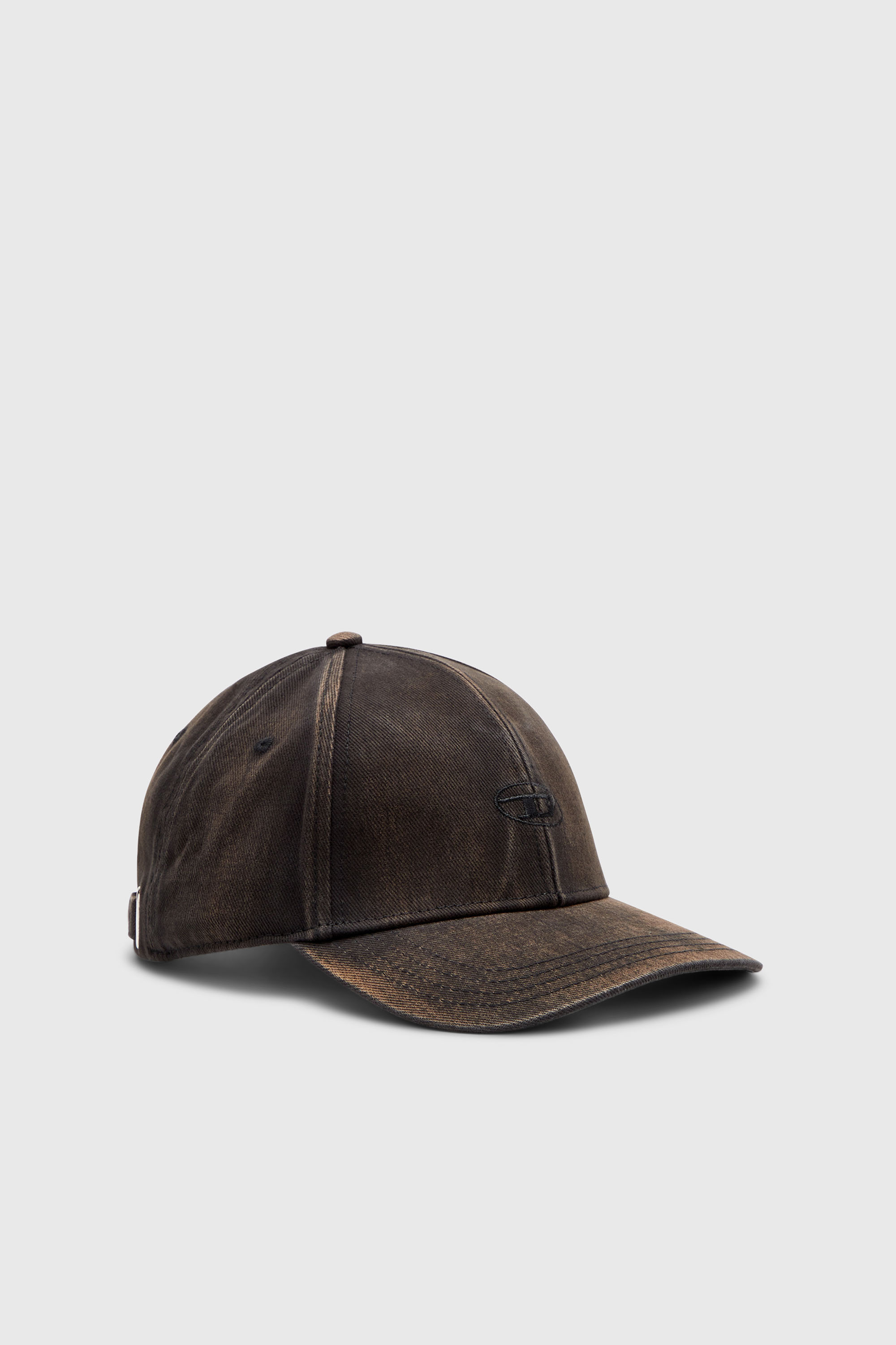 Baseball cap in washed cotton twill