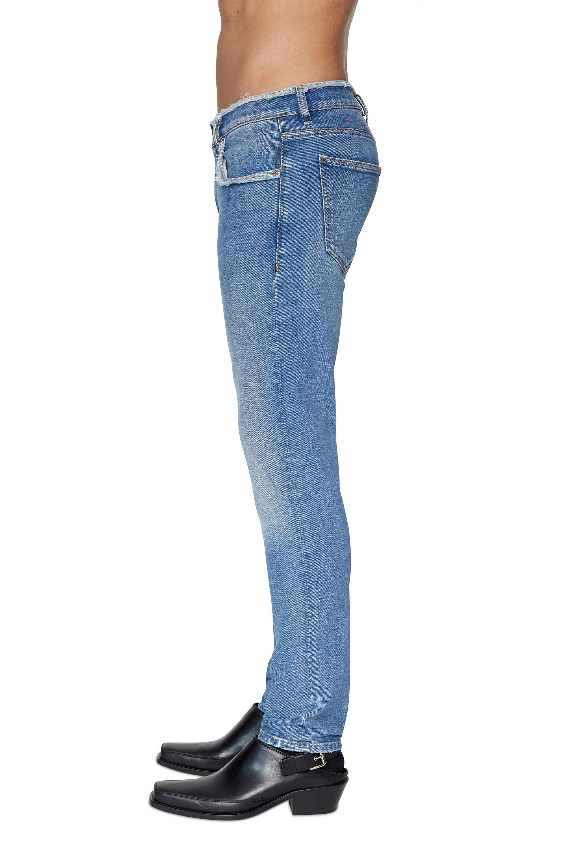 Diesel - 2019 D-STRUKT 09E19 Slim Jeans, Medium blue - Image 5