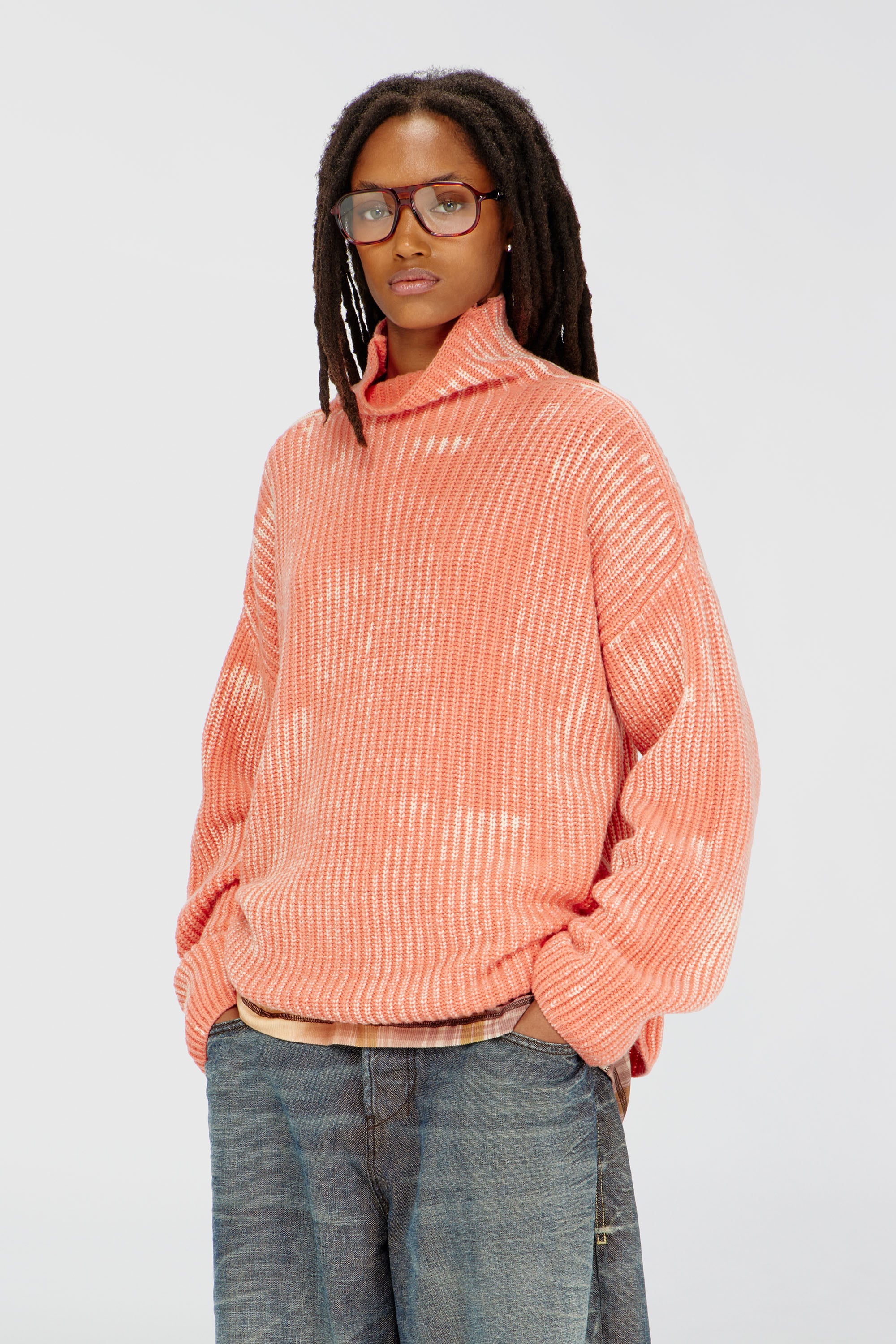 Diesel - M-AMET, Woman's Funnel-neck jumper in ribbed wool blend in Coral Rose - 3