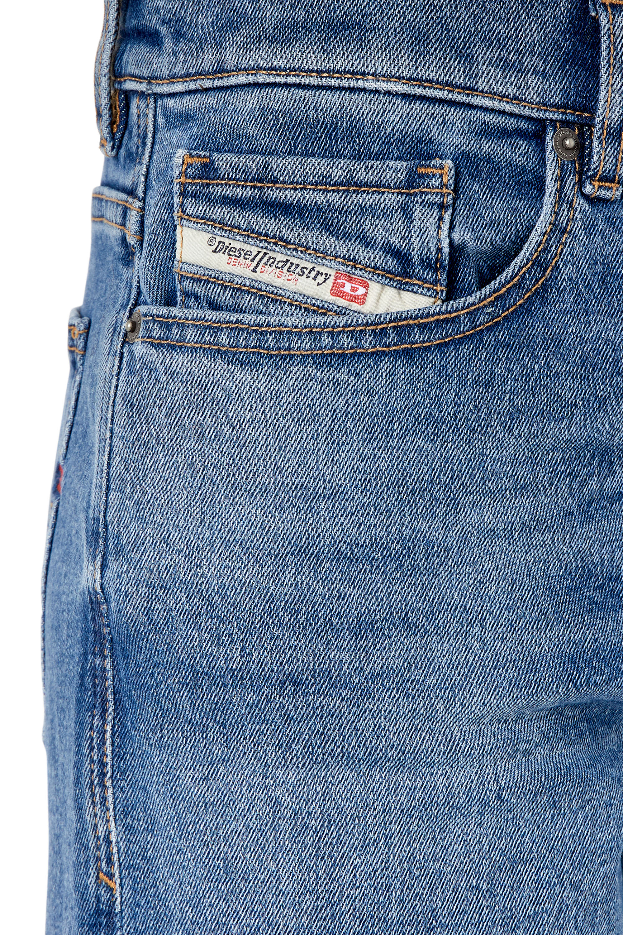 Diesel - 2016 D-Air 0NFAJ Boyfriend Jeans, Medium blue - Image 3
