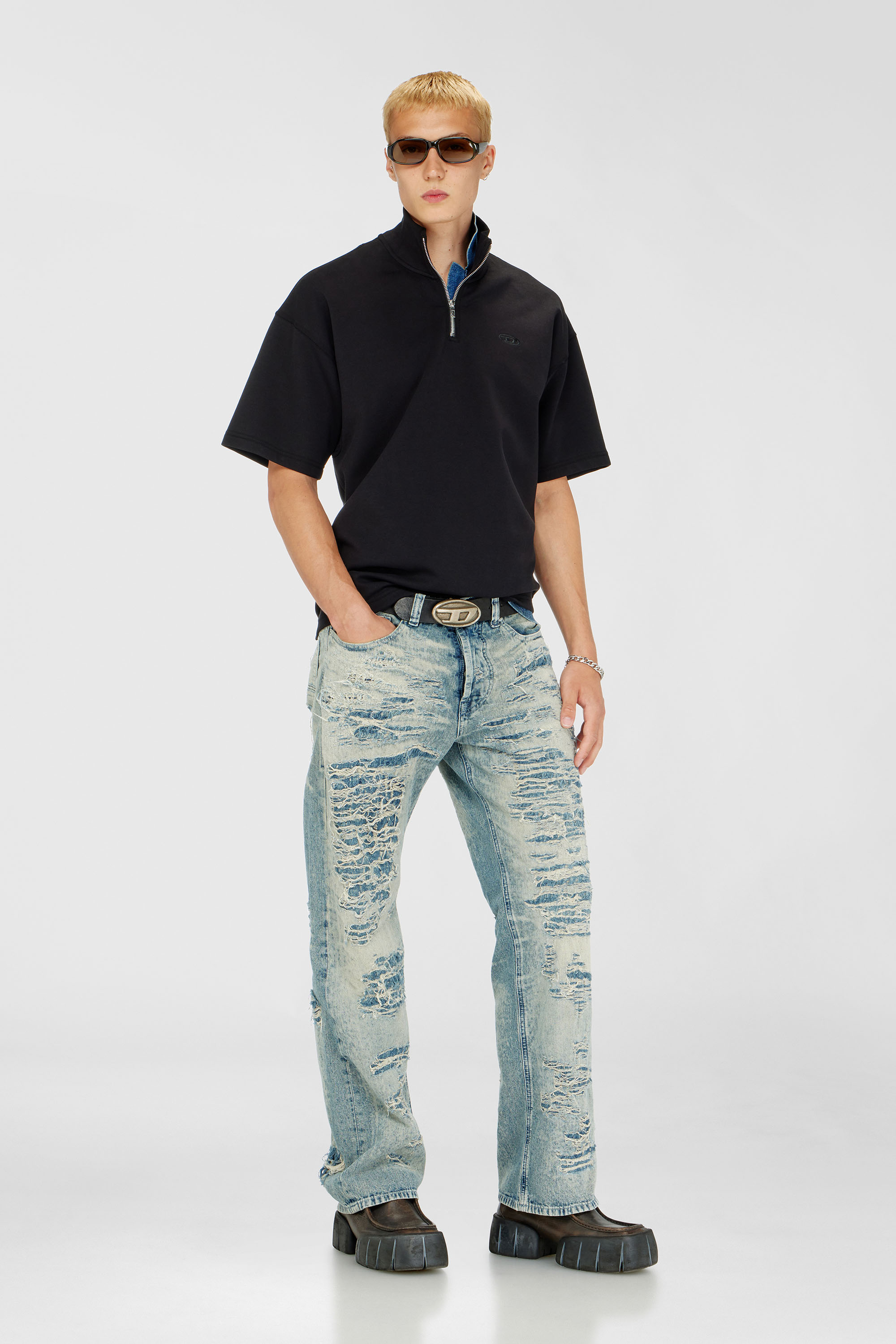 Short-sleeve half-zip sweatshirt in light scuba