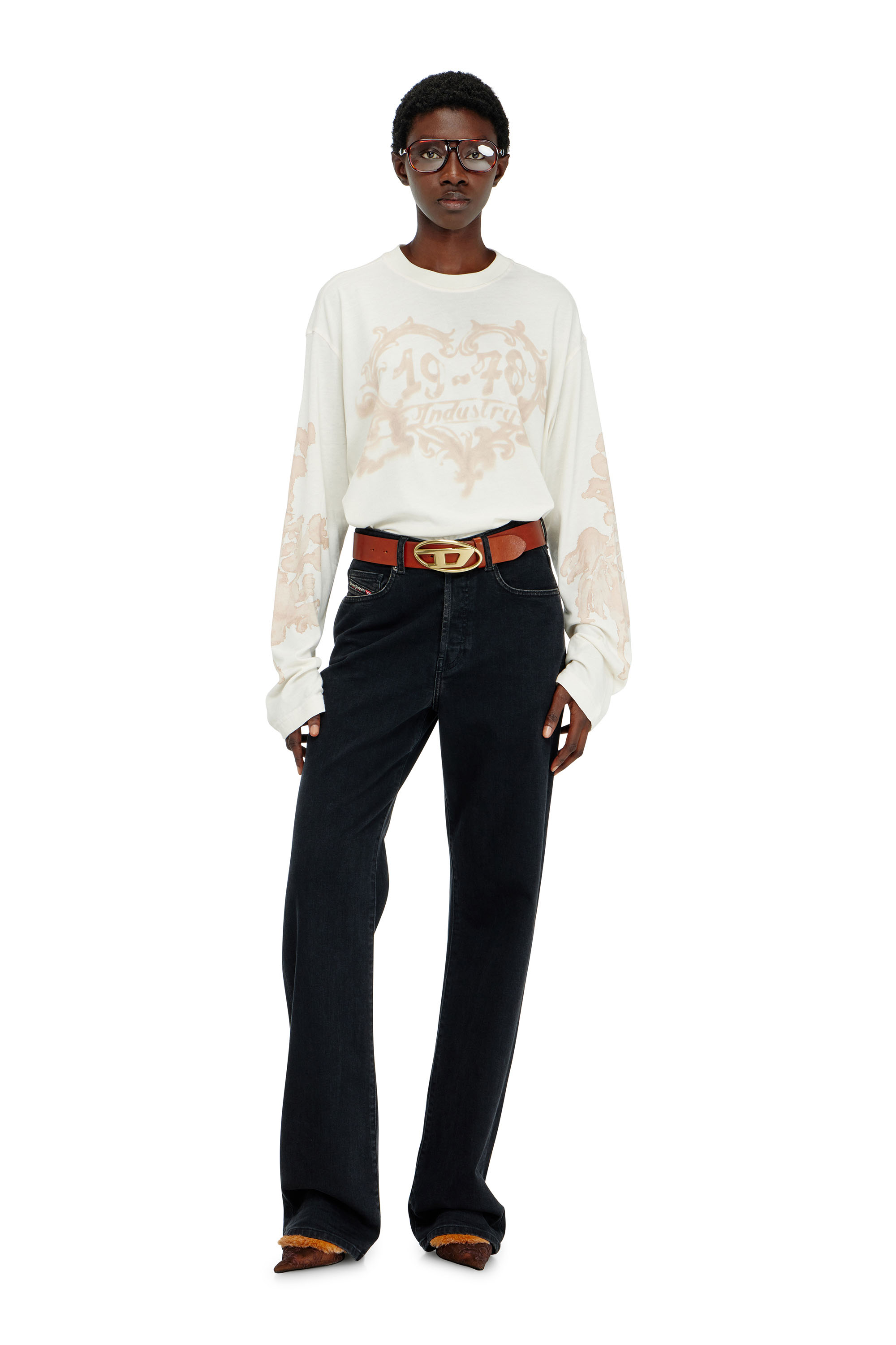 T-HILARY-LS-AA1